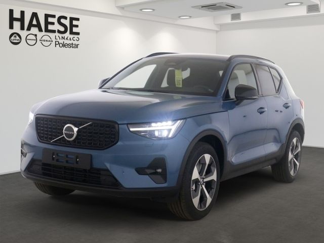 Blau Gebraucht 2024 Volvo XC40 Plus SUV | 35.400 € (Superpreis) - Bild 1/4