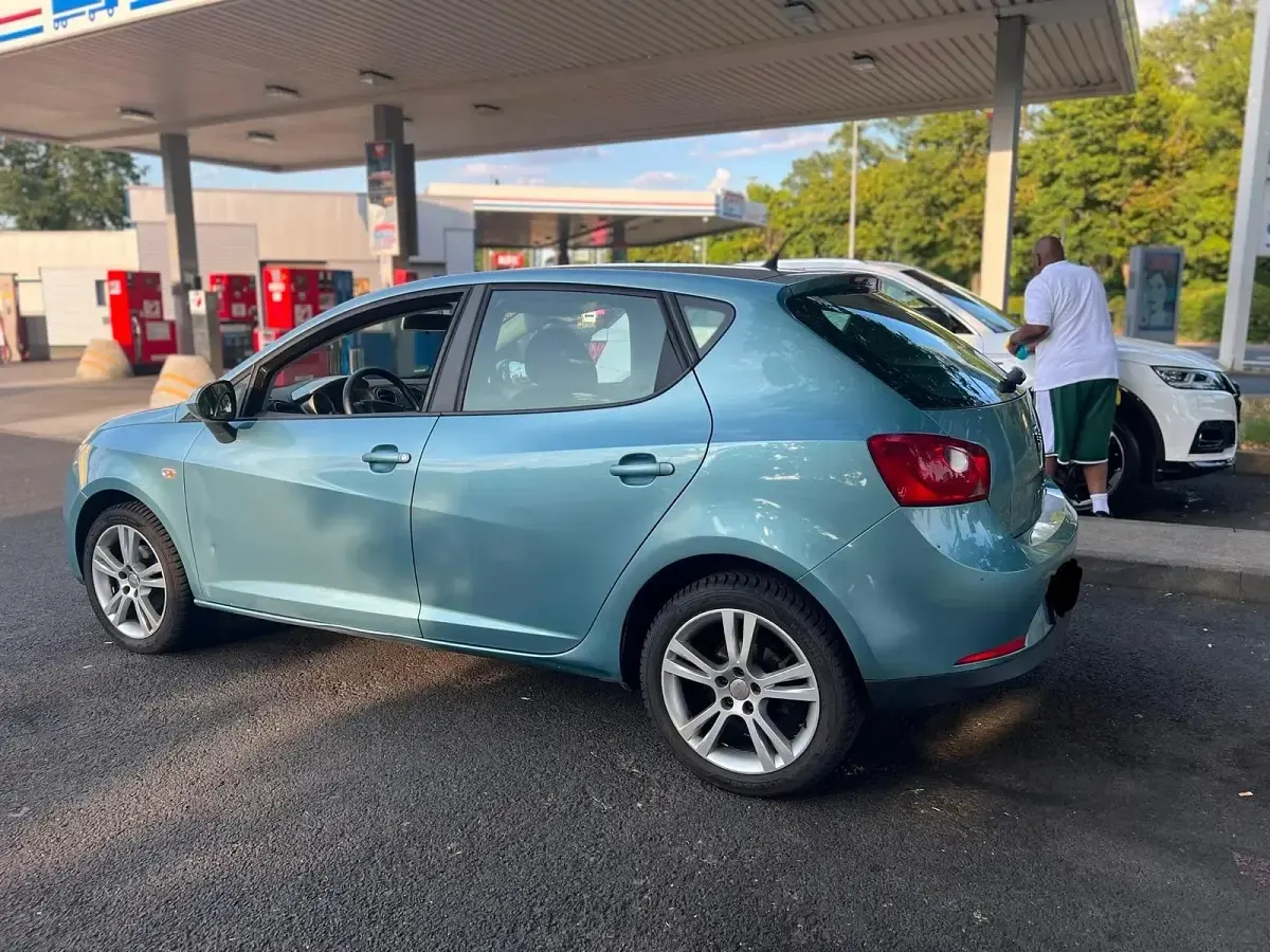 Gebraucht Seat Ibiza 86 PS (63 kW) 2009 Blau Kleinwagen