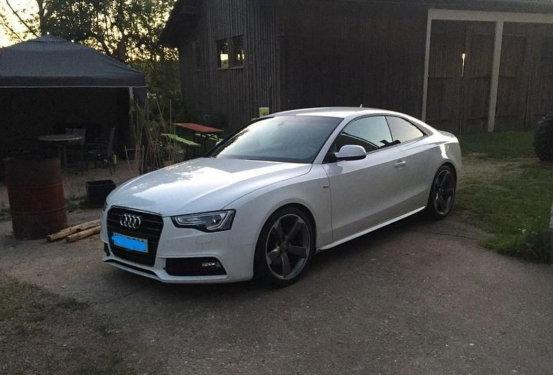 Gebraucht Audi A5 Sport 211 PS (155 kW) 2013 Weiß Coupé