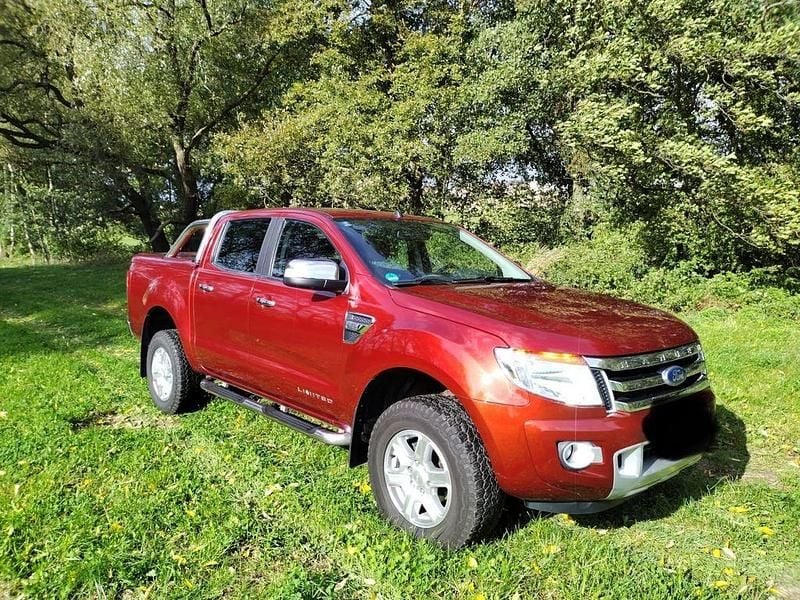 Rot Gebraucht 2015 Ford Ranger Limited Abholung | 15.900 € (Fairer Preis) - Bild 1/4