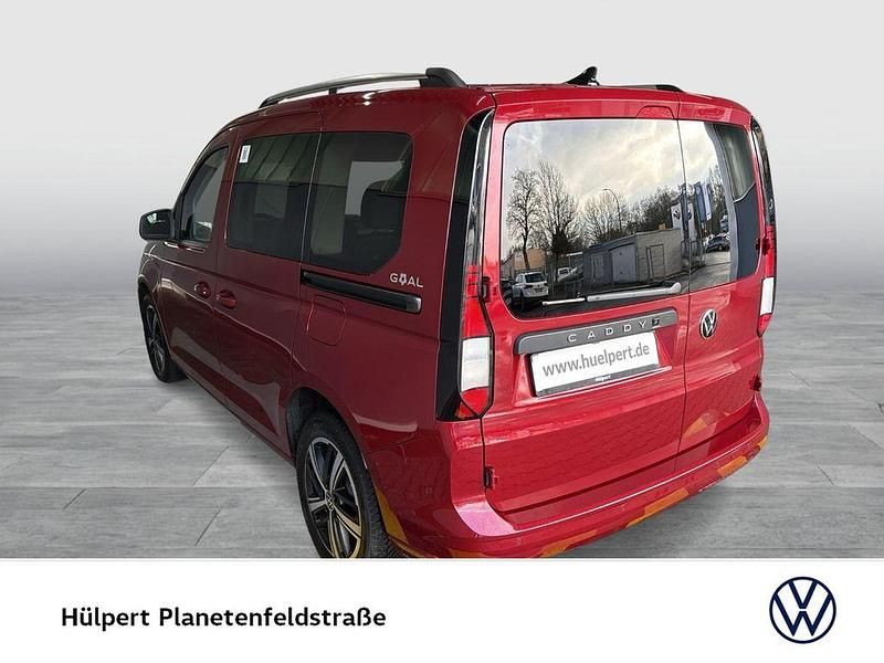 Gebraucht VW Caddy Goal 122 PS (89 kW) 2025 Rot Van / Kleinbus