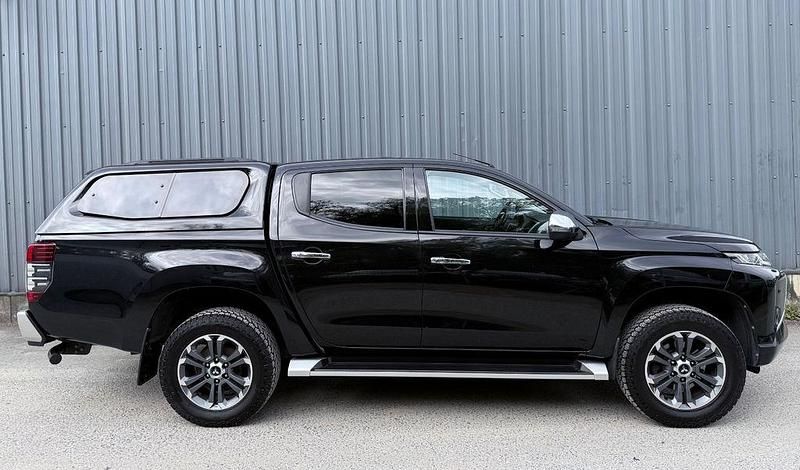 Gebraucht Mitsubishi L200 150 PS (110 kW) 2020 Schwarz Pickup