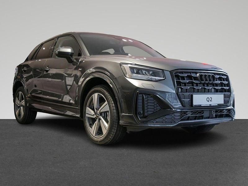 Neu Audi Q2 S-Line 150 PS (110 kW) 2025 Grau SUV