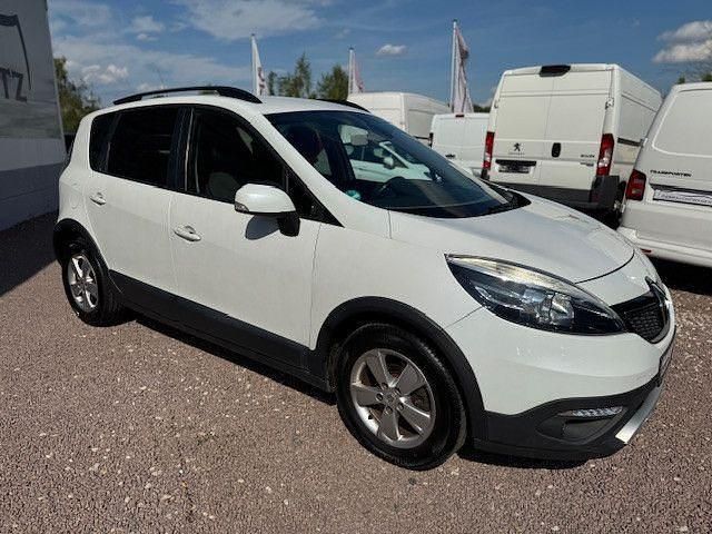 Gebraucht Renault Scénic III Initiale Paris 116 PS (85 kW) 2013 Weiß Van / Kleinbus