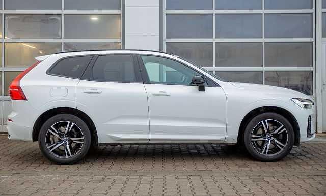 Gebraucht Volvo XC60 145 PS (106 kW) 2022 SUV