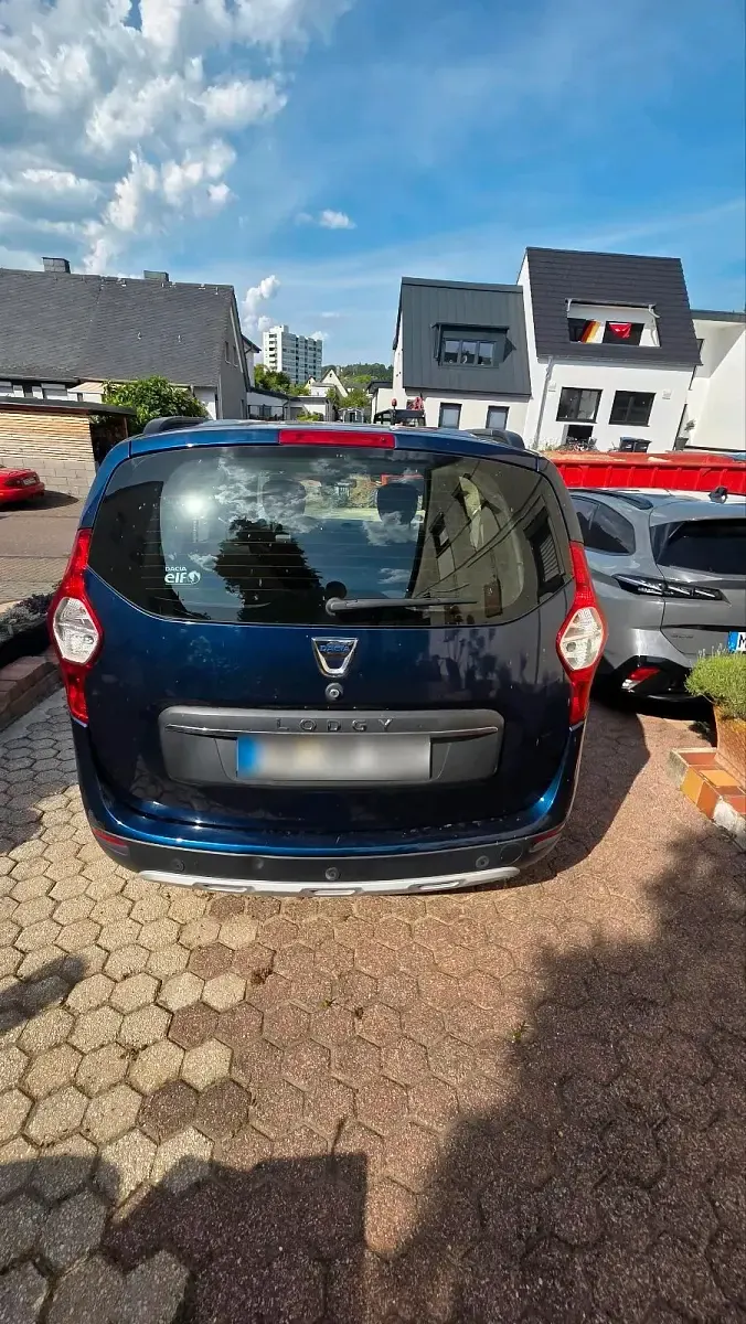 Gebraucht Dacia Lodgy Stepway 131 PS (96 kW) 2019 Blau Van / Kleinbus