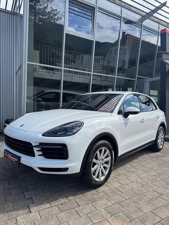 Weiß Gebraucht 2018 Porsche Cayenne SUV | 43.990 € (Superpreis) - Bild 1/4