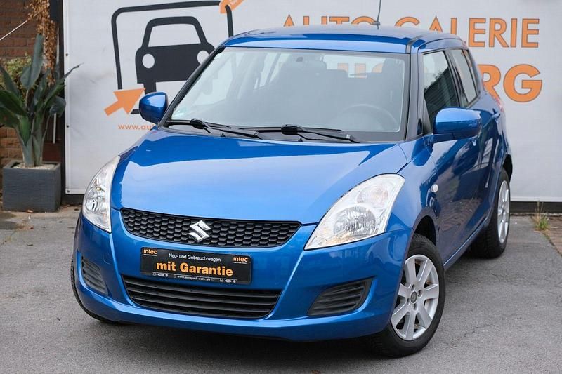 Blau Gebraucht 2010 Suzuki Swift Club Kleinwagen | 5.999 € (Etwas zu teuer) - Bild 1/4