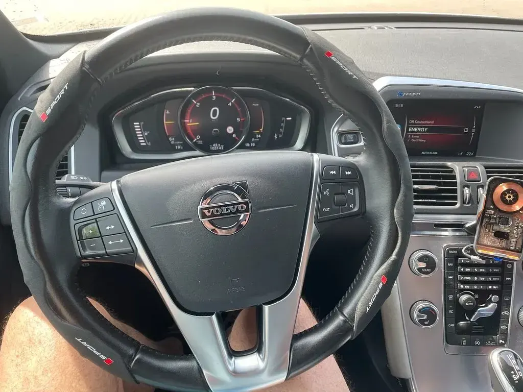 Gebraucht Volvo XC60 Summum 190 PS (139 kW) 2016 Weiß SUV