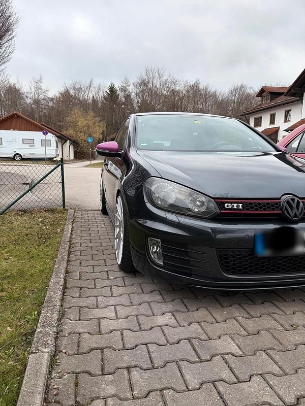 Gebraucht VW Golf GTI 211 PS (155 kW) 2011 Grau Coupé
