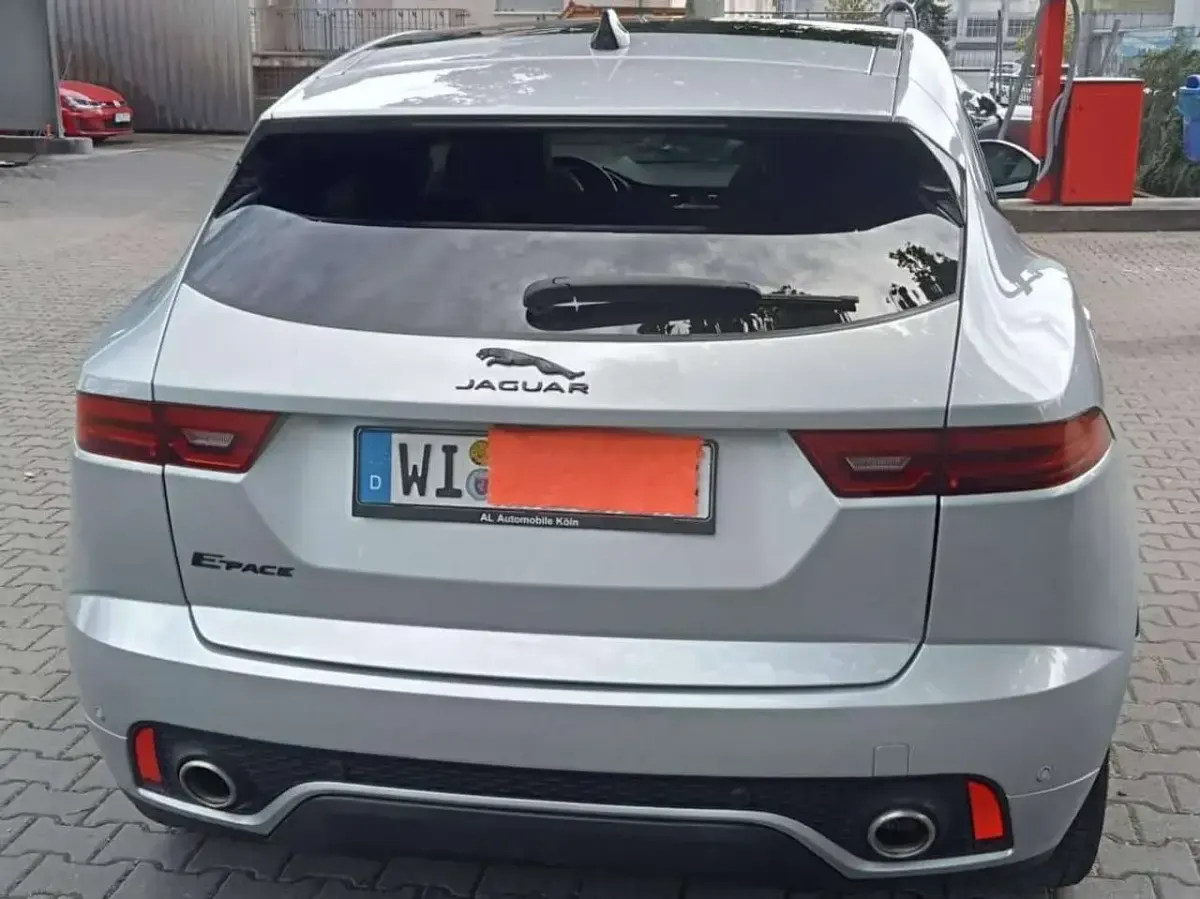 Gebraucht Jaguar E-Pace R-Dynamic 200 PS (147 kW) 2021 Silber SUV