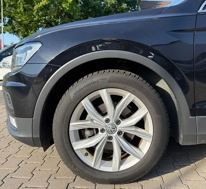 Gebraucht VW Tiguan Highline 150 PS (110 kW) 2016 Schwarz SUV