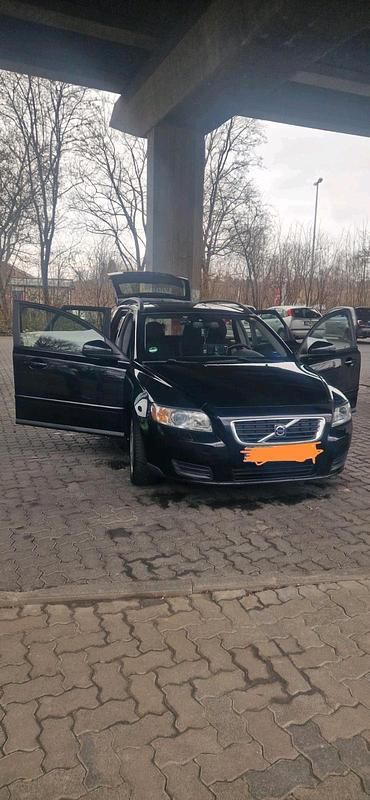 Gebraucht Volvo V50 110 PS (80 kW) 2010 Schwarz Kombi