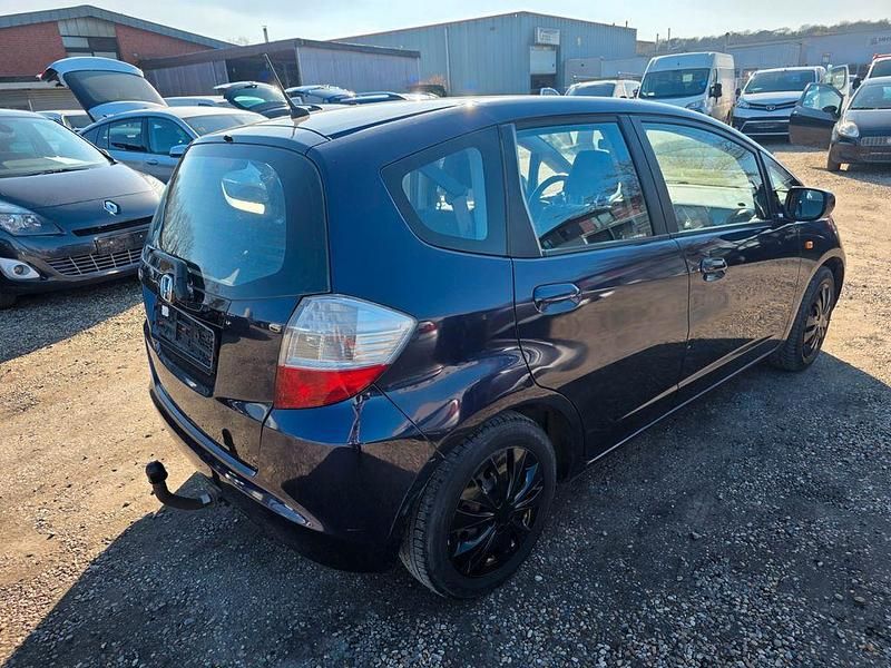Gebraucht Honda Jazz Trend 90 PS (66 kW) 2010 Violett Kleinwagen