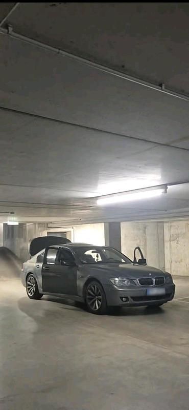 Gebraucht BMW 745 333 PS (244 kW) 2007 Andere farben Limousine