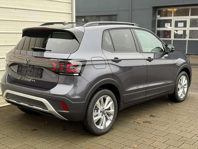 Neu VW T-Cross Life 150 PS (110 kW) 2025 Rauchgrau metallic SUV