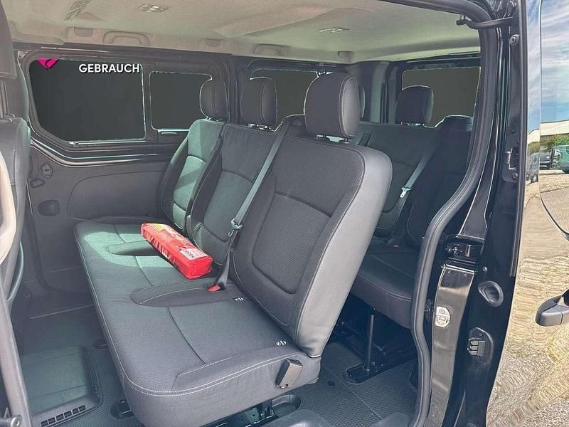 Schwarz Gebraucht 2024 Nissan Primastar Tekna Van / Kleinbus | 38.890 € (Fairer Preis) - Bild 1/2