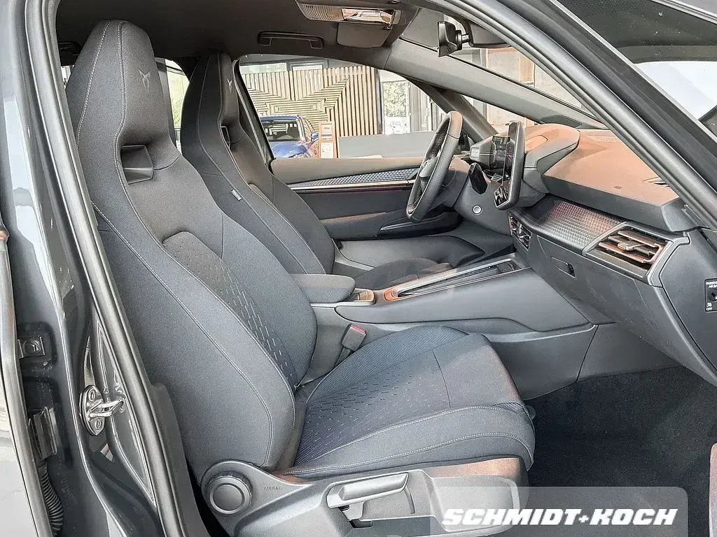 Neu Cupra Born 139 kW (190 PS) 2026 Timanfaya grau (grau) Kleinwagen