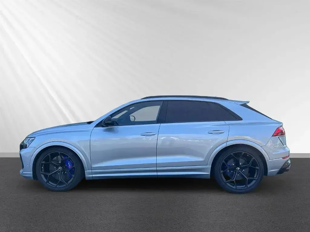 Neu Audi RS Q8 Performance 640 PS (470 kW) 2026 Silber SUV