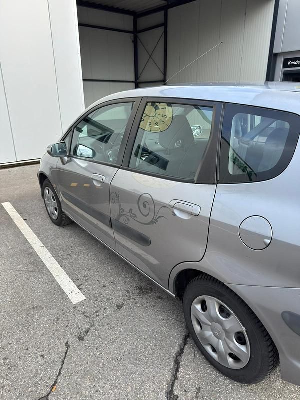 Gebraucht Honda Jazz 90 PS (66 kW) 2005 Silber Kleinwagen