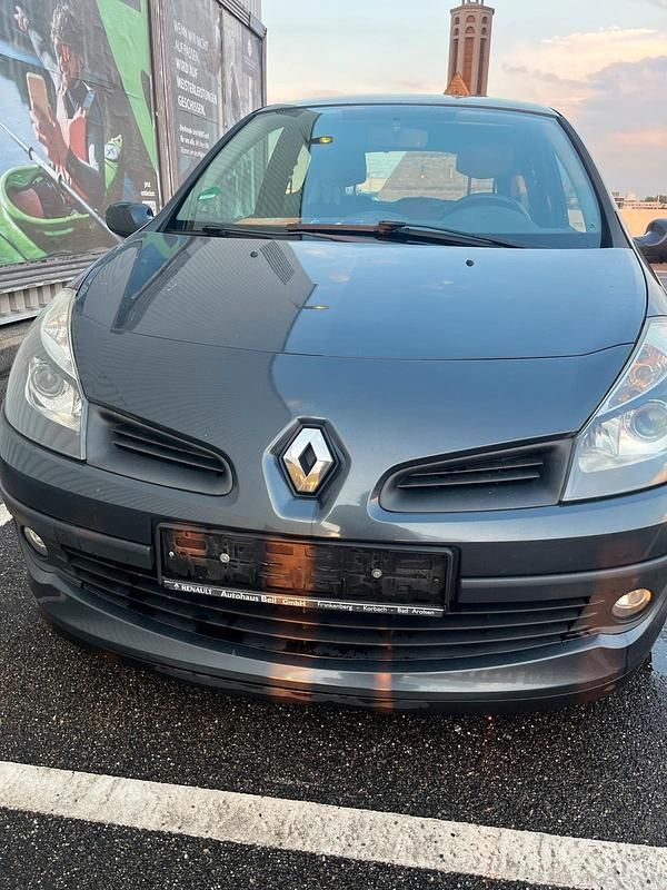 Gebraucht 2007 Renault Clio II Kleinwagen | 1.100 € - Bild 1/4