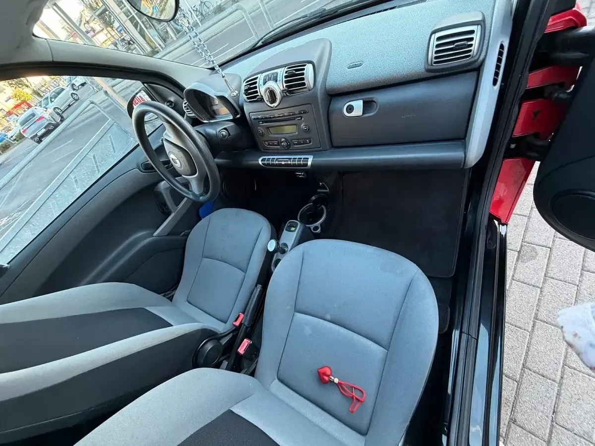Gebraucht Smart ForTwo Coupé 61 PS (44 kW) 2009 Rot Coupé