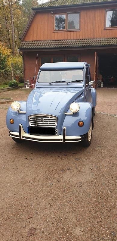 Blau Gebraucht 1988 Citroën 2CV Kleinwagen | 12.000 € - Bild 1/4