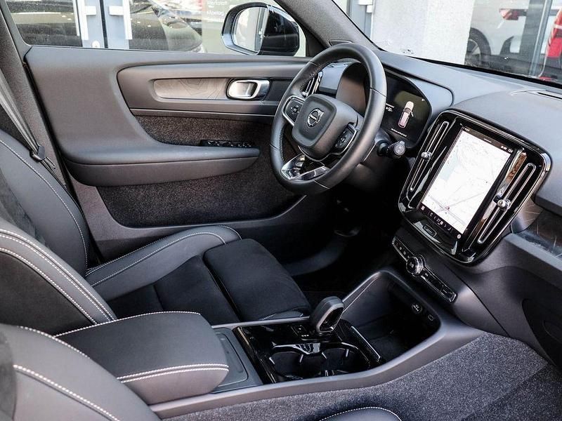 Gebraucht Volvo XC40 Plus 300 kW (408 PS) 2023 Schwarz SUV