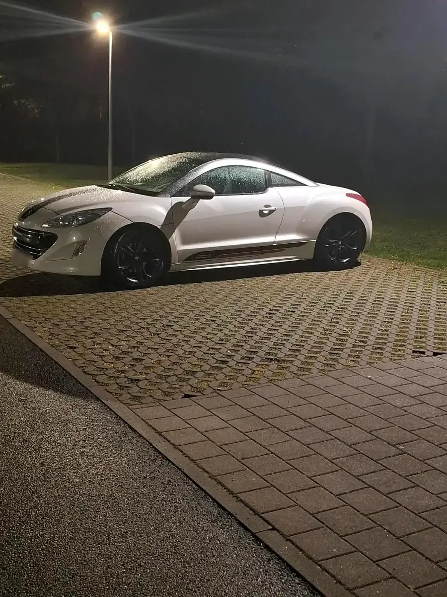 Gebraucht Peugeot RCZ 168 PS (123 kW) 2011 Weiß Coupé
