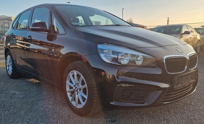 Gebraucht BMW 218 136 PS (100 kW) 2017 Schwarz Kombi