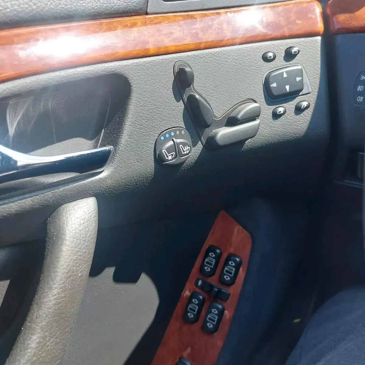 Usata Mercedes S320 224 CV (164 kW) 2000 Argento Berlina