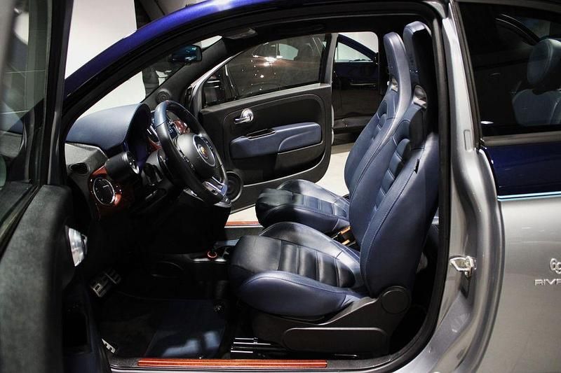 Gebraucht Abarth 695C 179 PS (131 kW) 2018 Colore esterno (blu riva 682b Cabrio