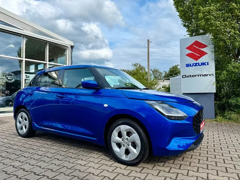 Gebraucht Suzuki Swift Comfort 83 PS (61 kW) 2025 Blau Kleinwagen