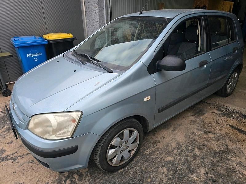 Blau Gebraucht 2004 Hyundai Getz Kleinwagen | 800 € (Guter Preis) - Bild 1/4
