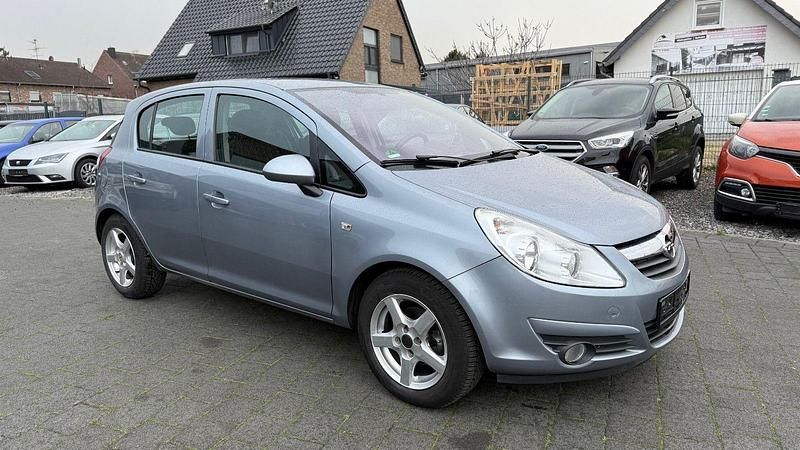 Gebraucht Opel Corsa Edition 90 PS (66 kW) 2009 Silber Kleinwagen