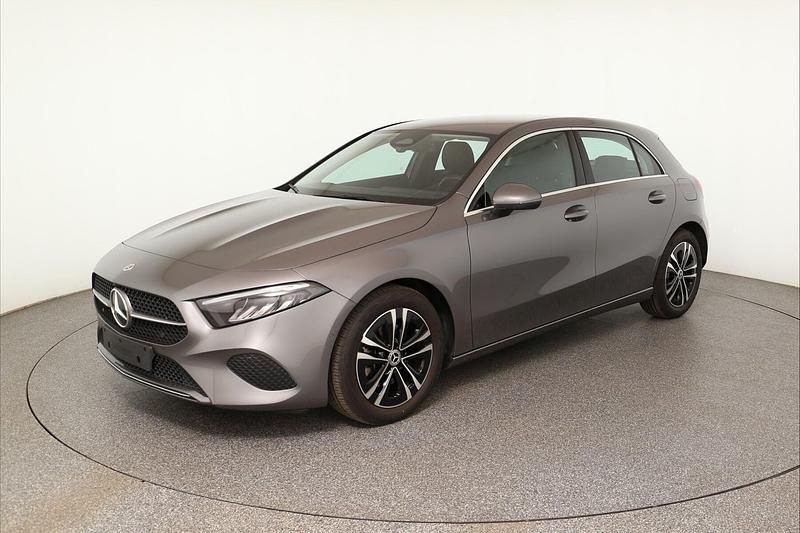 Second-hand Mercedes A200 Progressive 150 CP (110 kW) 2024 Berlinǎ