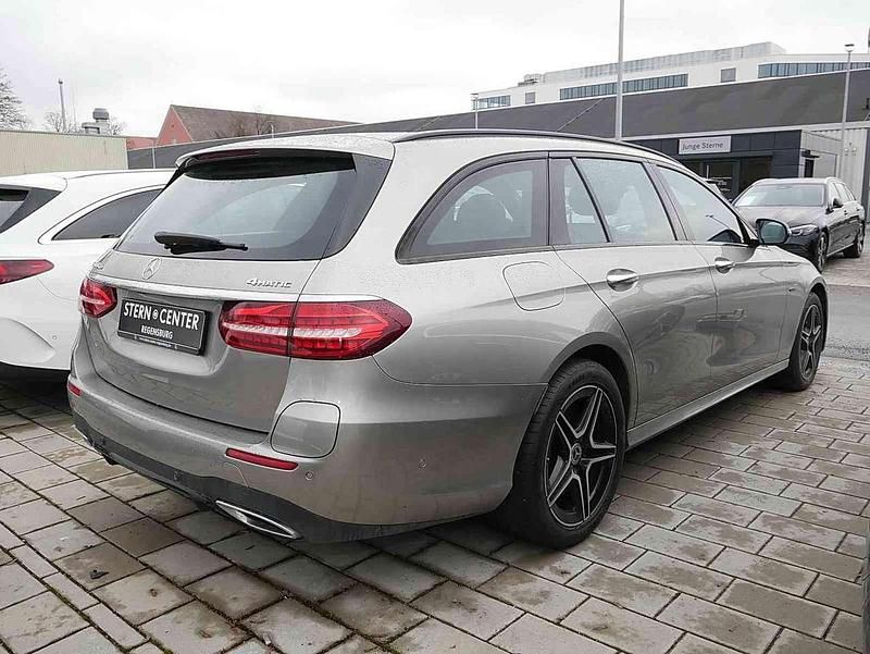 Gebraucht Mercedes E300 Exclusive 306 PS (225 kW) 2021 Silber Kombi