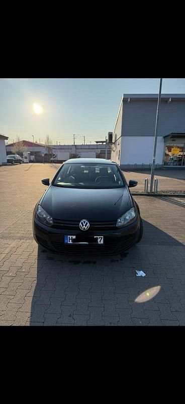 Schwarz Gebraucht 2009 VW Golf VI Limousine | 2.750 € (Guter Preis) - Bild 1/4