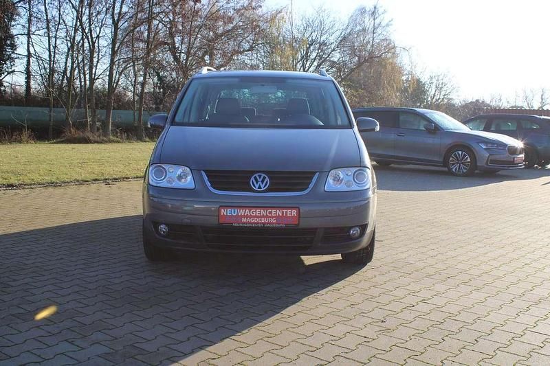 Gebraucht VW Touran S 140 PS (102 kW) 2006 Bambus grey metallic Van / Kleinbus