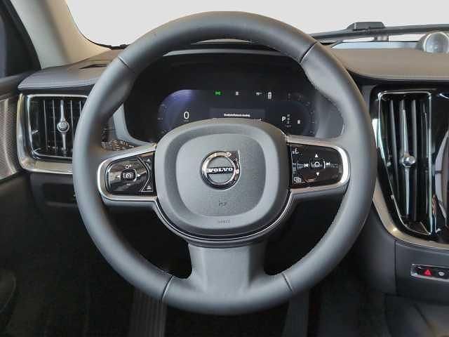 Gebraucht Volvo S60 184 PS (135 kW) 2024 Limousine