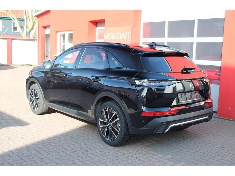 Gebraucht DS Automobiles DS7 Crossback Opera 131 PS (96 kW) 2024 Lackierung schwarz perla nera/ SUV