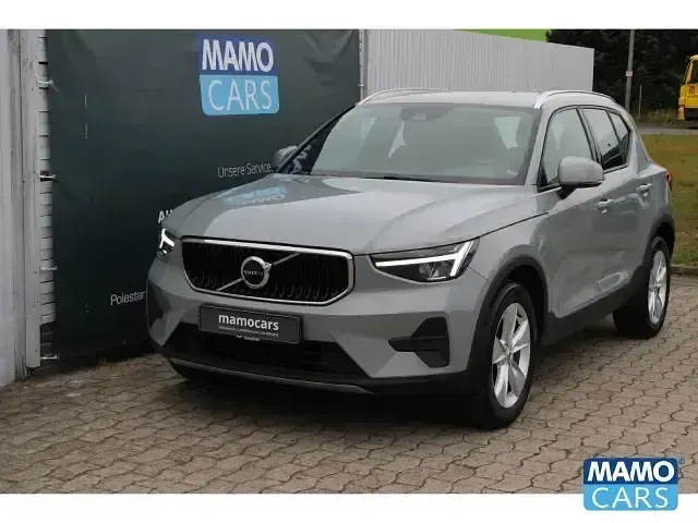 Gebraucht Volvo XC40 Core 129 PS (94 kW) 2023 Grau SUV