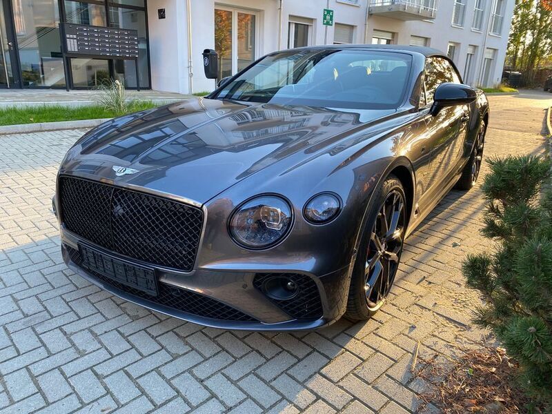 Gebraucht Bentley Continental GT Convertible 549 PS (403 kW) 2024 Grau Cabrio