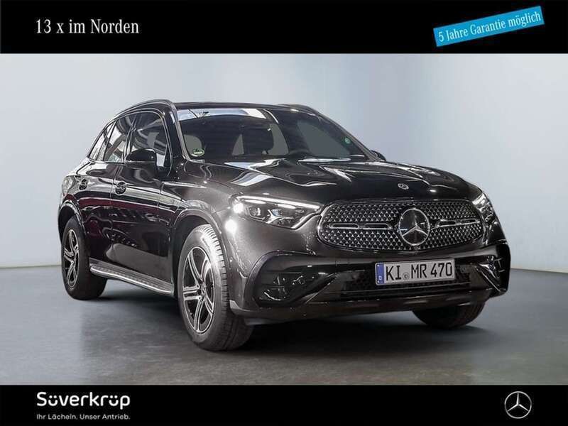 Metalliclack obsidianschwarz Gebraucht 2025 Mercedes GLC200 AMG SUV | 59.950 € (Fairer Preis) - Bild 1/4