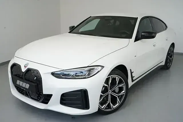 Gebraucht BMW i4 Sport Line 250 kW (340 PS) 2023 Weiß Limousine