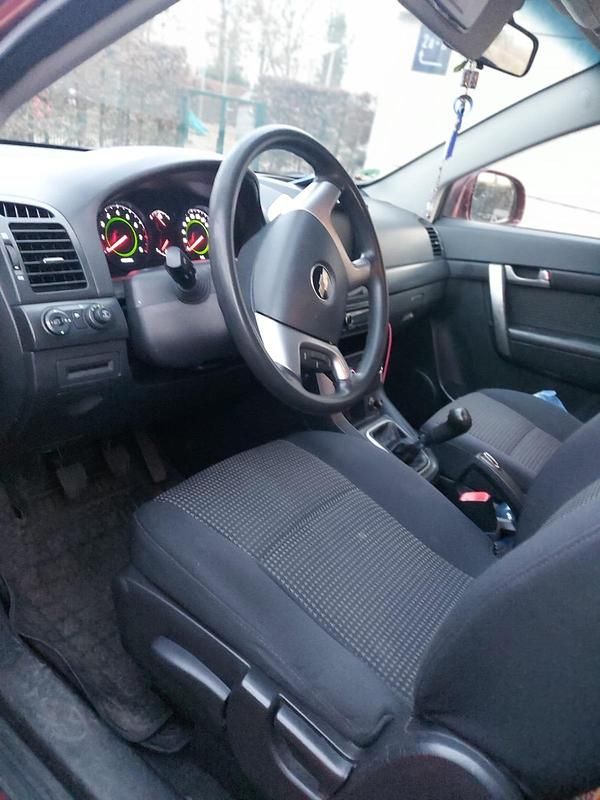 Gebraucht Chevrolet Captiva 134 PS (98 kW) 2010 Rot SUV