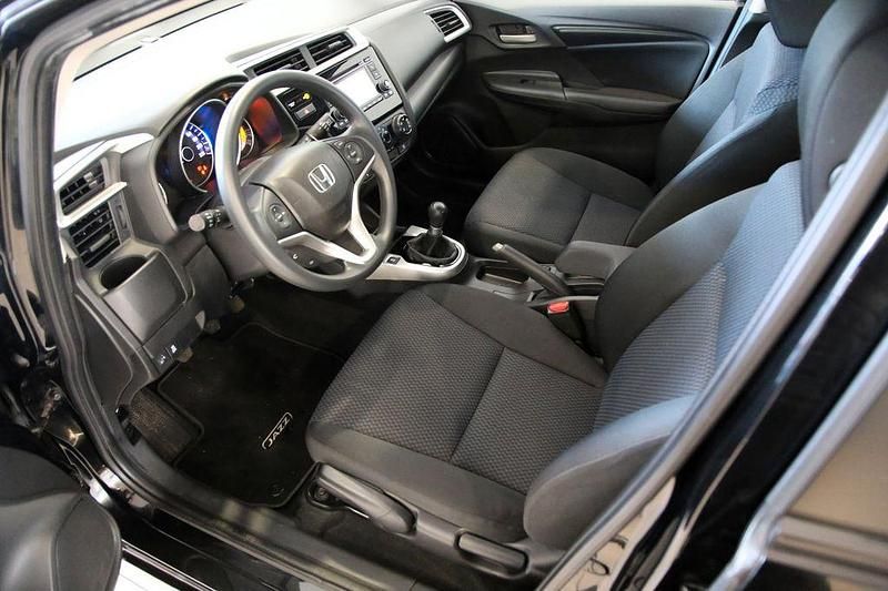 Gebraucht Honda Jazz Trend 102 PS (75 kW) 2018 Schwarz Kleinwagen