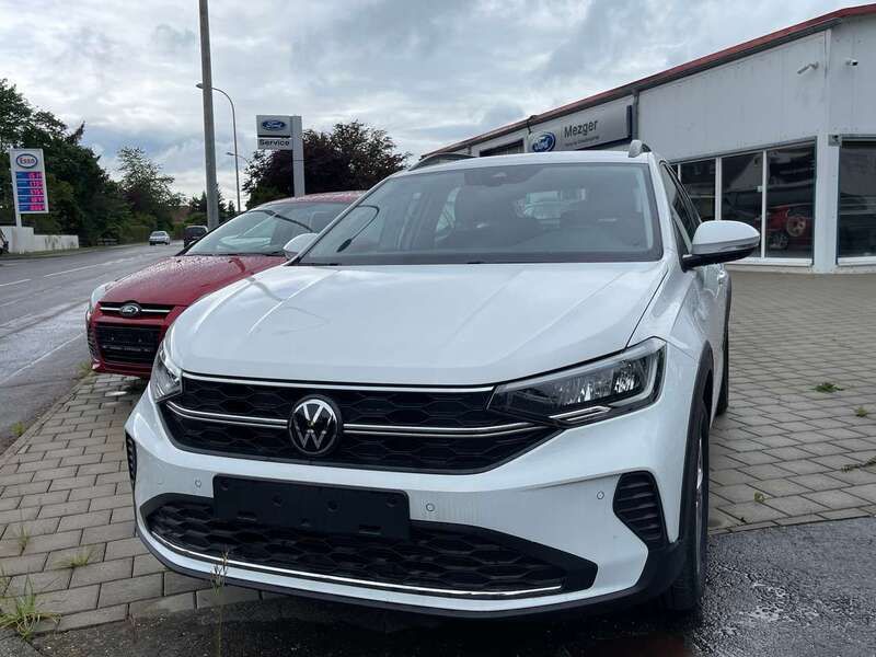 Pure white Neu 2024 VW Taigo Life SUV | 21.350 € (Fairer Preis) - Bild 1/4