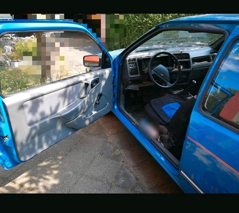 Gebraucht Ford Sierra 75 PS (55 kW) 1987 Blau Coupé