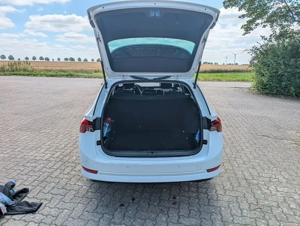 Gebraucht Skoda Octavia First Edition 150 PS (110 kW) 2020 Weiß Limousine